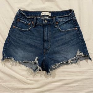 Abercrombie & Fitch high rise cutoff shorts curve love 27